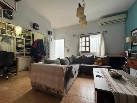 Casa en Venta en Villa Sarmiento, USD 110.000