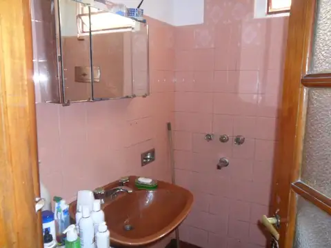 Depto Tipo Casa en Venta 40 años