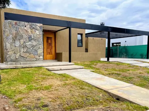 CASA 3DORM.3 BAÑOS B°LAR DE VIEYTES 3 APTO CRÉDITO