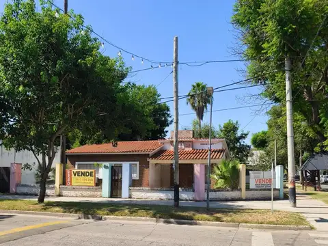 Esquina comercial, Centro de Funes