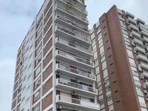 Av. Santa Fe   al 1400