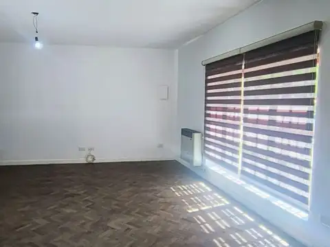 Agustin Alvarez 1400