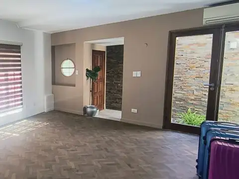 Casa en Alquiler Barrio Arizu 3 habitaciones