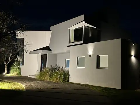 Casa en Venta en Villanueva, USD 490.000