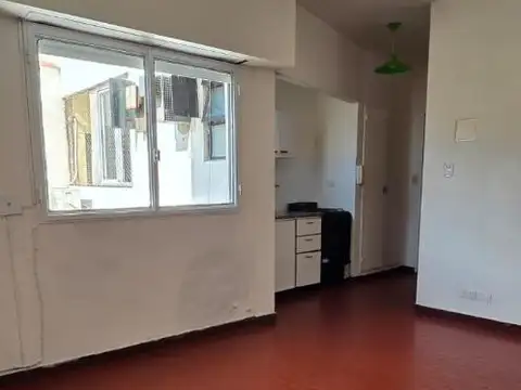 Departamento en Alquiler en Monserrat, $ 400.000