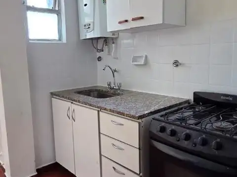 Av. Belgrano 1500, Piso 5