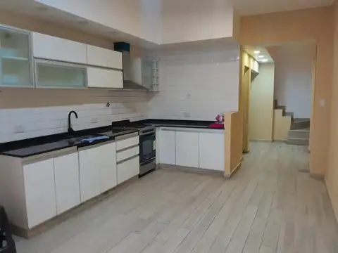 Depto Tipo Casa en Alquiler A Estrenar
