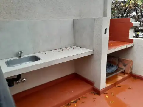 Depto Tipo Casa en Alquiler de 2 dormitorios