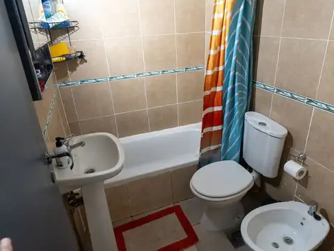 Depto Tipo Casa en Venta 8 años