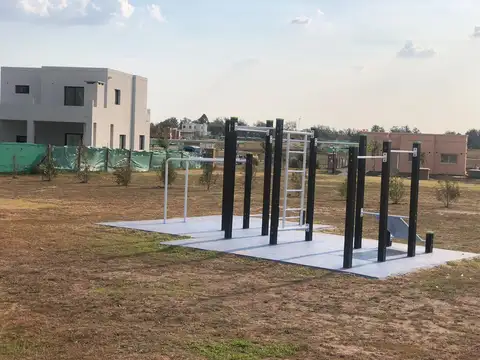 Terreno en Venta en Pilar del Este - Santa Lucia, USD 33.000