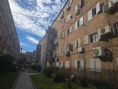 Av. Pres. Juan Domingo Peron 100, Piso 3