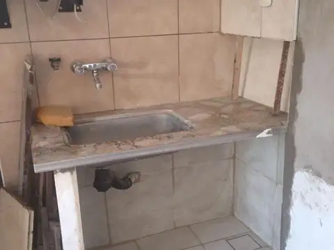 7 DEPARTAMENTOS MAS LOCAL, CON RENTA ACTIVA.