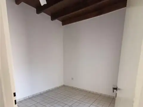 Departamento en Alquiler en Rivadavia, $ 350.000
