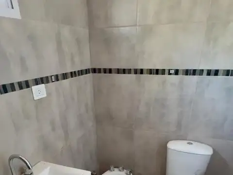 AVENIDA TIERRA DE SUEÑOS al 3400