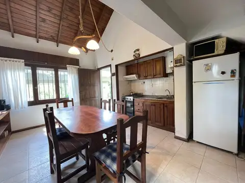 Depto Tipo Casa en Alquiler de 3 ambientes