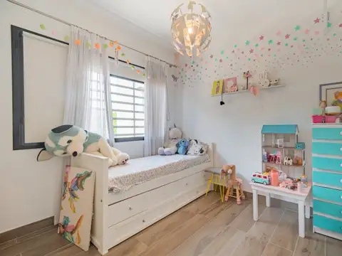 Olivera 1800 , Piso No definido