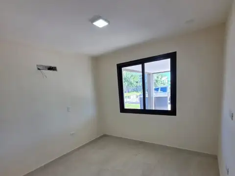 HERMOSA CASA A ESTRENAR - COUNTRY VIENTO SUR