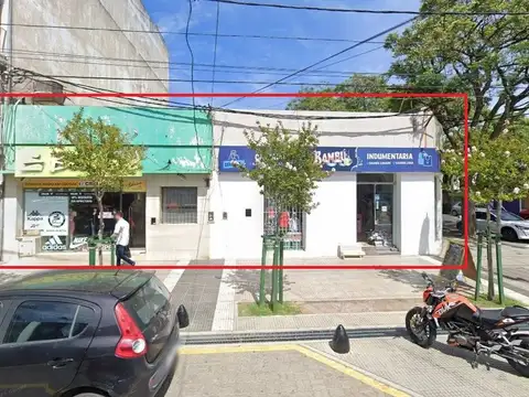 LOTE CAMPANA CENTRO COMERCIAL DELLEPIANE Y ROCCA