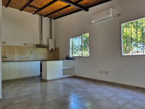 CASA A ESTRENAR CERCA DE LA LAGUNA