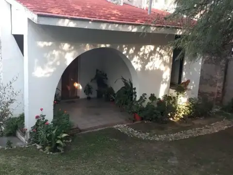 Casa Venta 3 dormitorios Costa Azul V.Carlos Paz apta Credit