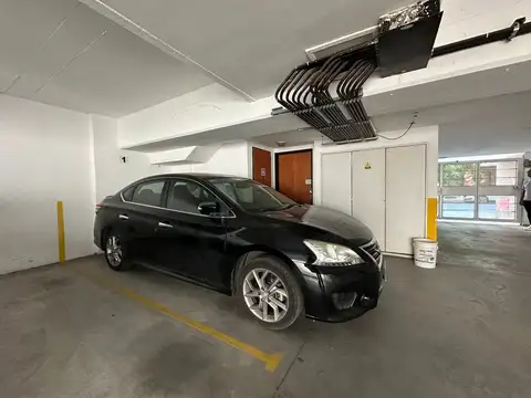 Venta Cochera en Parque Chas Excelente Ubicación
