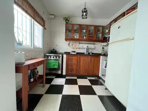 Depto Tipo Casa en Venta 40 años