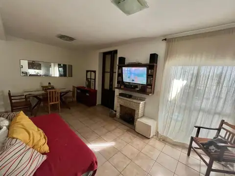 Depto Tipo Casa en Venta de 3 dormitorios