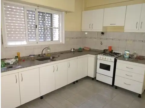 Depto Tipo Casa 3 ambientes con 2 baños