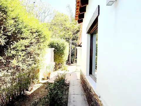 Casa en Alquiler de 4 dormitorios