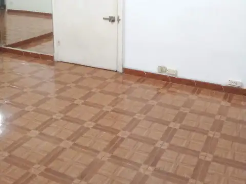 Departamento en Alquiler en Recoleta, $ 550.000