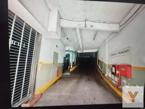 Cochera en venta - 12Mts2 - Recoleta