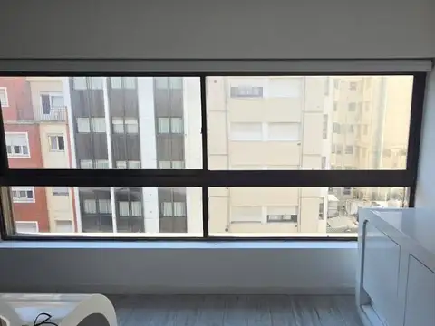 Semipiso de oficinas en block