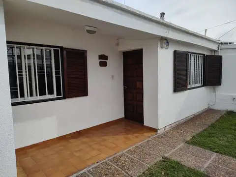 CASA 4 DORM ZONA NORTE - APTA CREDITO