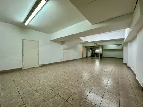 Local en Venta 30 años