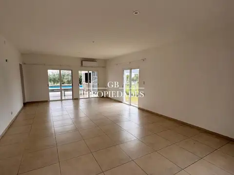 Casa en Alquiler en Pilar del Este - Santa Lucia, $ 1.600.000