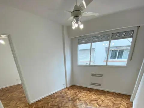 Departamento 2 ambientes con cochera en Tribunales - San Nicolas