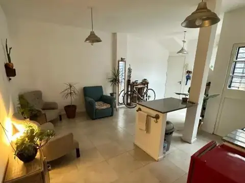 Depto Tipo Casa en Venta de 2 ambientes