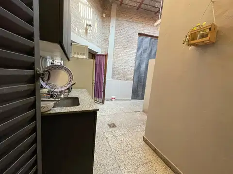 Casa 5 ambientes con 4 baños