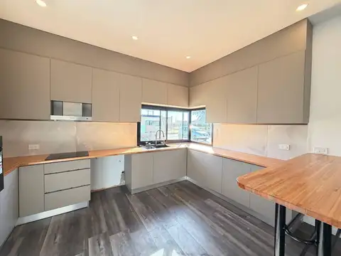 Casa en Venta al Oeste