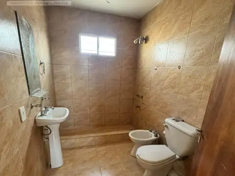 Depto Tipo Casa en Alquiler al Sur