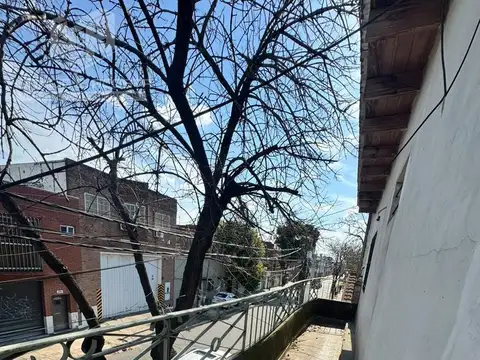 Depto Tipo Casa en Alquiler en Villa Libertad, $ 650.000