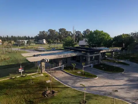 Oportunidad Única en Azzurra Tortugas: Lote de 750 m² en un Entorno Natural y Sofisticado