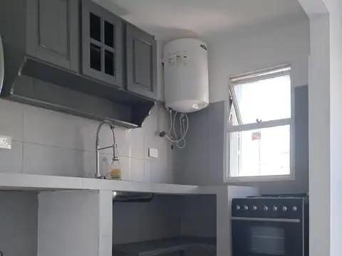 Departamento en Venta en Olivos Vias/Rio, USD 95.000