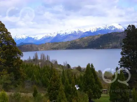 Terreno / Chacra en Patagonia, con vista al lago, todos los servicios