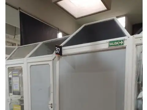 LOCALES GALERIA  MARGA  AV. CABILDO 2350  DESDE   U$S 14900