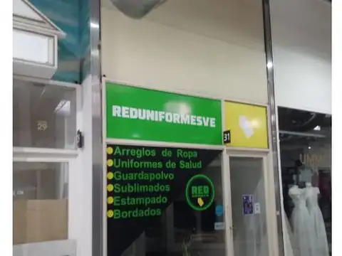 LOCALES EN VENTA EN LA TRADICIONAL  GALERIA  MARGA  AV. CABILDO 2350  DESDE   U$S 14900