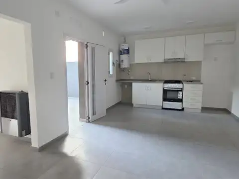 Av. Arijón 1760, 1° , Piso 1