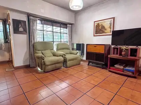 Depto Tipo Casa en Venta con 1 cocheras