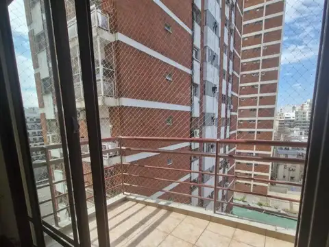 Departamento en Alquiler con 1 cochera