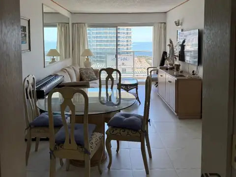 Av Chiverta, edificio Long Beach piso 15